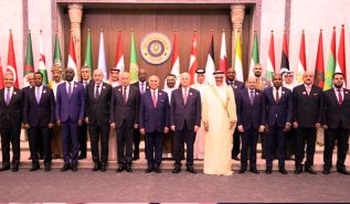 الواجب عليكم شرعا وعقلا  يا أبناء الأمة الإسلامية