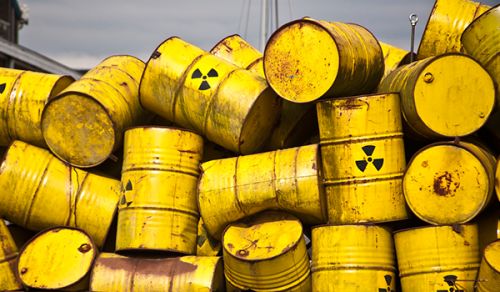 النفايات الصناعية النووية المشعة  وخطورتها على البيئة والحياة والإنسان  (الحلقة الأولى)
