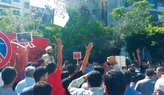 حزب التحرير ولاية لبنان، ينظم وقفة تضامنا مع ثورة الشام وأهل حلب